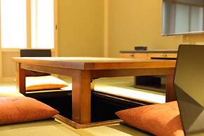 Kyoto Ikken Machiya Satoi Tetsusen Omiya Gojo