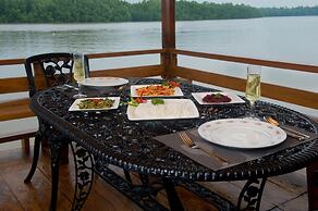 Okvin River Villa