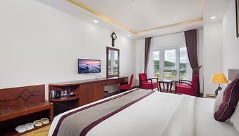 Gem Hotel