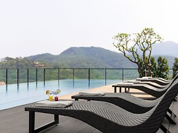 Lakeshore Hotel Suao