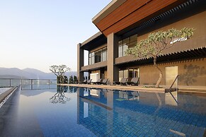 Lakeshore Hotel Suao