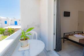 Join Us Low Cost Rooms