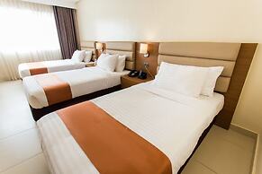 Royce Hotel & Casino