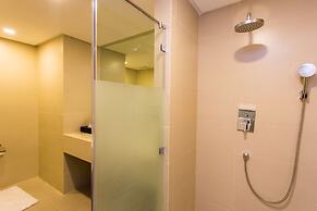 Royce Hotel & Casino