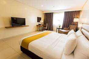 Royce Hotel & Casino