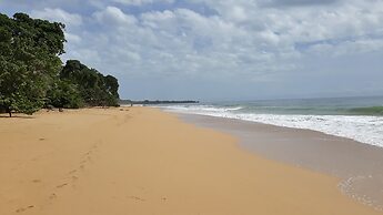 Bluff Beach Retreat