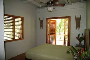 Bluff Beach Retreat