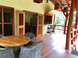 Bluff Beach Retreat