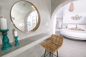 Kaleidoscope Cave Houses Oia