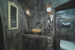 Kaleidoscope Cave Houses Oia