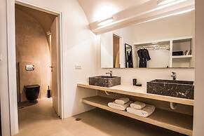 Kaleidoscope Cave Houses Oia