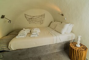 Kaleidoscope Cave Houses Oia