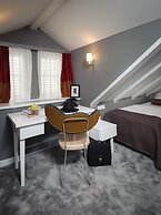 XII Century Heritage Hotel