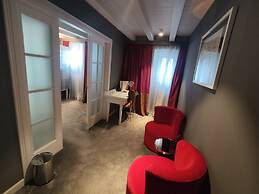 XII Century Heritage Hotel