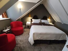 XII Century Heritage Hotel