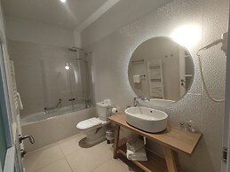 XII Century Heritage Hotel