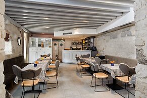 XII Century Heritage Hotel