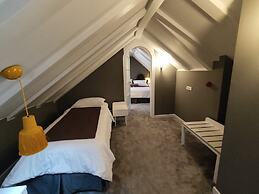 XII Century Heritage Hotel