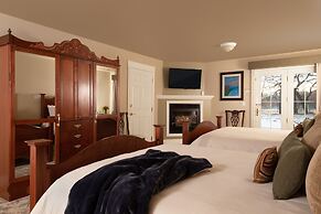 The Oakwood Inn – Adults Only