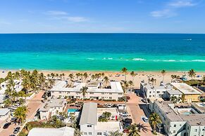 Hollywood Beach Seaside