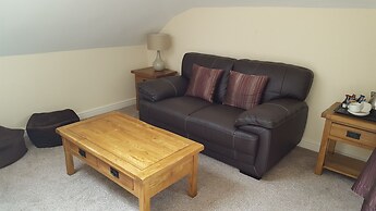 Nant Ddu Lodge Hotel