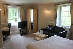 Nant Ddu Lodge Hotel