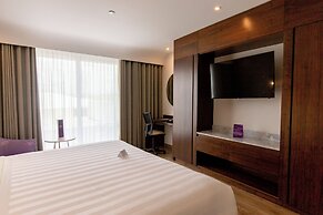 HS HOTSSON Hotel Silao