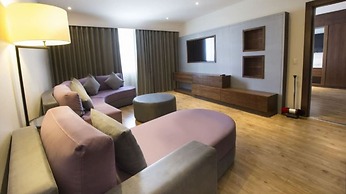 HS HOTSSON Hotel Silao