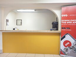 Days Inn & Suites by Wyndham Brewton