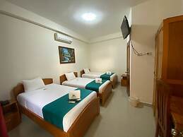 Royal Kerkus Hotel
