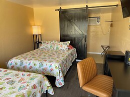 Cedar Inn