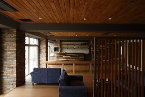 Kyou Bar Lounge & Inn