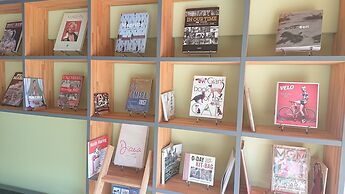 Kyou Bar Lounge & Inn