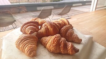 Kyou Bar Lounge & Inn