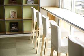 Kyou Bar Lounge & Inn