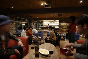 Kyou Bar Lounge & Inn