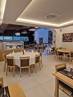 Hotel Bon Repos