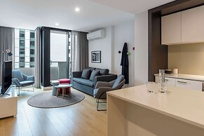 Oaks Melbourne Southbank Suites