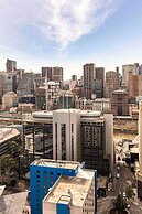 Oaks Melbourne Southbank Suites