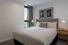 Oaks Melbourne Southbank Suites