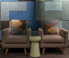 Oaks Melbourne Southbank Suites