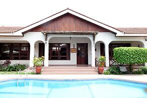Mahogany Lodge, Cantonments