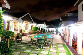 Mahogany Lodge, Cantonments