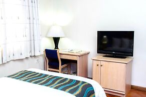 Mahogany Lodge, Cantonments