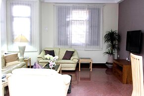 Mahogany Lodge, Cantonments