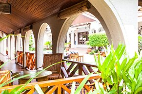 Mahogany Lodge, Cantonments