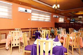 Mahogany Lodge, Cantonments