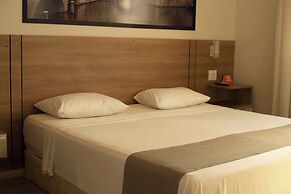 Hotel Amsterdam Montes Claros