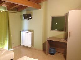 Milan Hotel - Hostel