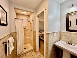 The Mount Vernon Inn